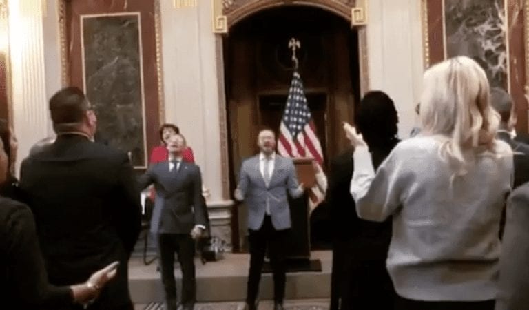 Worship Back In The White House!