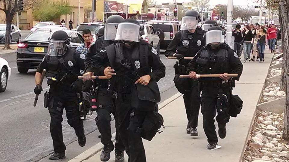 Albuquerque To Use Social Workers in Place of Police for Certain 911 Calls