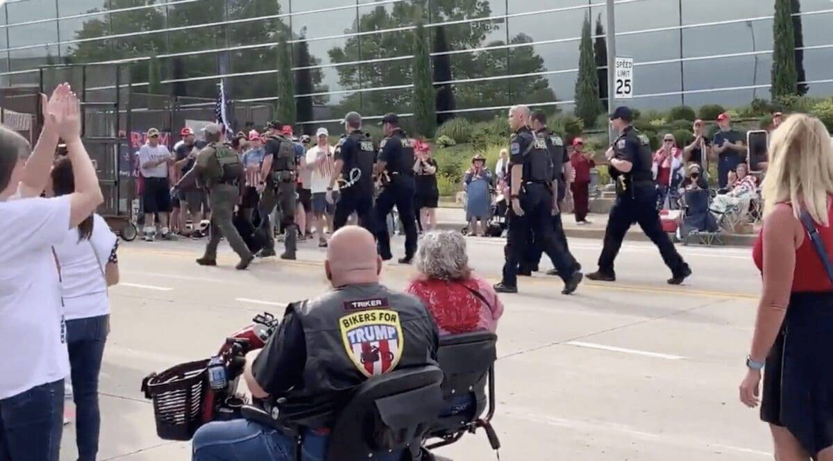 Police CHEERED As Thousands Flood Tulsa For Trump Rally!