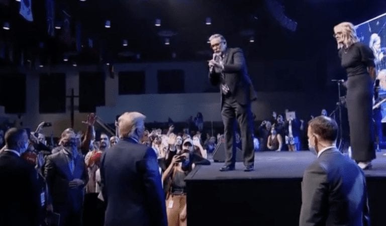 Pastor of Las Vegas Church Tells President Trump He’s Going To Win a Second Term!