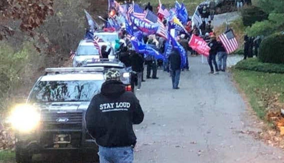 Trump Supporters Rally Outside Of Hillary Clinton’s Home Chanting “Lock Her Up”