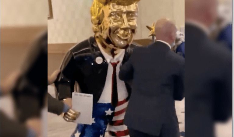 Massive Golden Trump Statue At CPAC!
