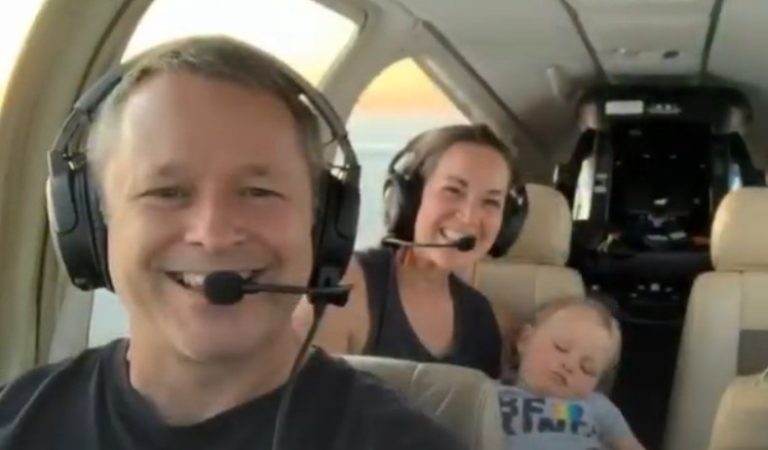 Pilot Flies Family Home After They Were Kicked Off Flight For Not Wearing Mask