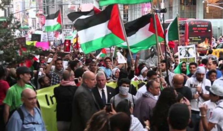 Israeli And Palestinian Protestors Clash In New York City