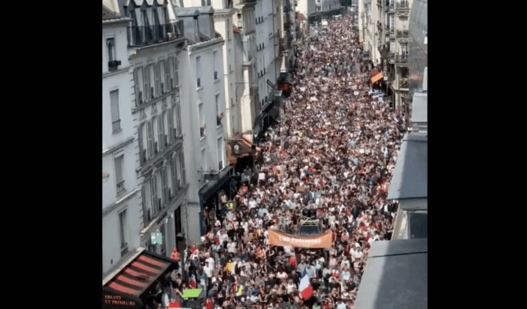 Vaccine Sites DESTROYED and Vandalized in France as Protests Intensify