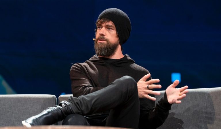 Twitter CEO Publicly Warns of Hyperinflation, Says It Will “Change Everything”