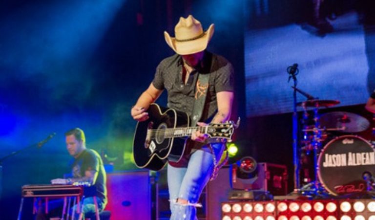 Country Star Jason Aldean Gets “Cancelled”