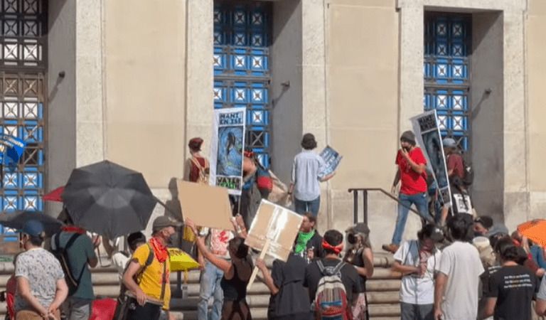 Where’s The Outrage? Environmentalist Extremists Storm U.S. Department of Interior