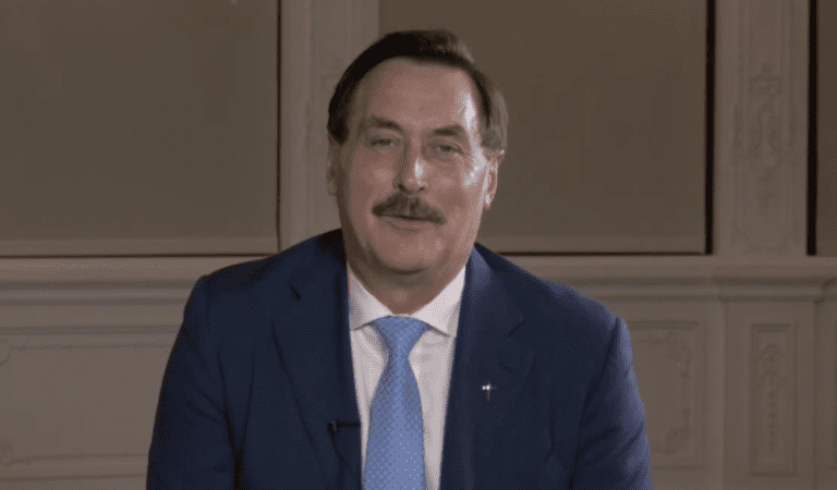 Mike Lindell Has Hilarious Back Up Plan To Get The Pillows To The Canadian Freedom Convoy!