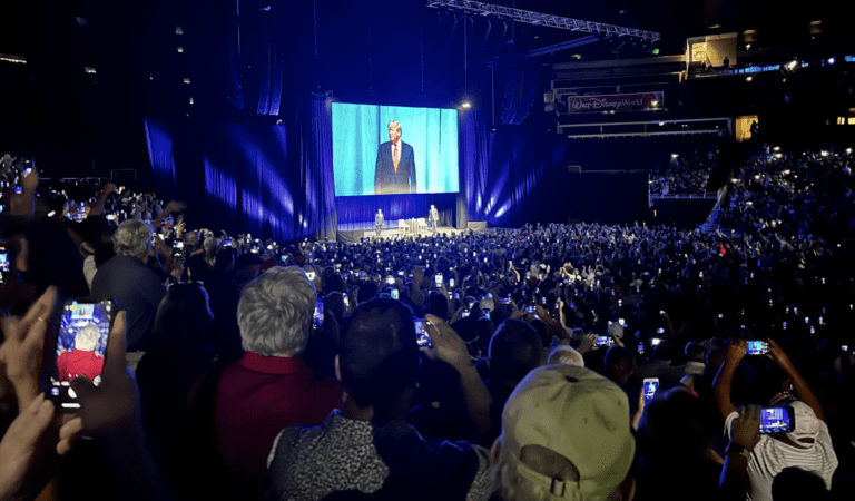 President Trump + Bill O’Reilly History Tour = MASSIVE Crowds in Orlando; Media Downplays Crowd Size