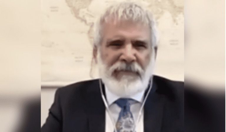 Dr. Robert Malone Claims CIA Psychological Operation Pushing COVID-19 Hysteria, Vaccines