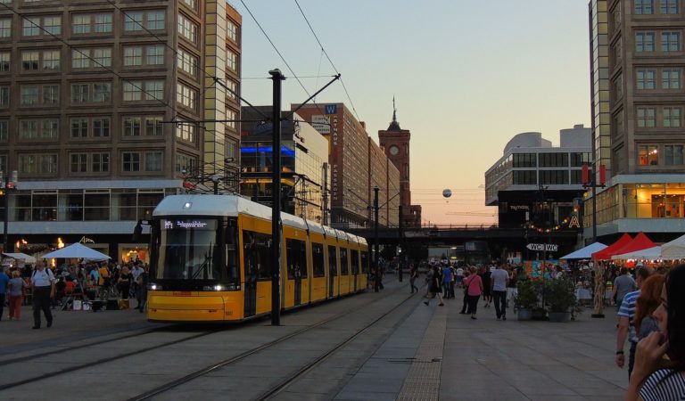 GERMANY: 17-Year-Old in Berlin Reportedly Insulted and Hospitalized by Six Adults For Not Wearing a Mask