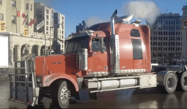 MUST SEE: Incredible Freedom Convoy Prayer and Song!