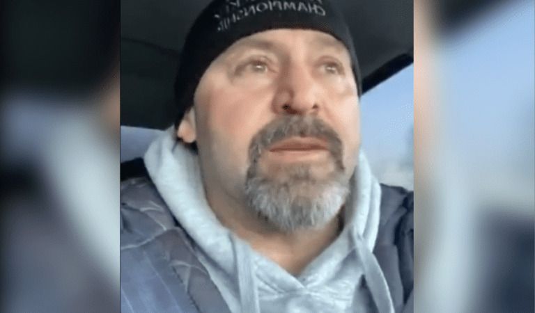 Trucker Posts Incredibly Emotional Video