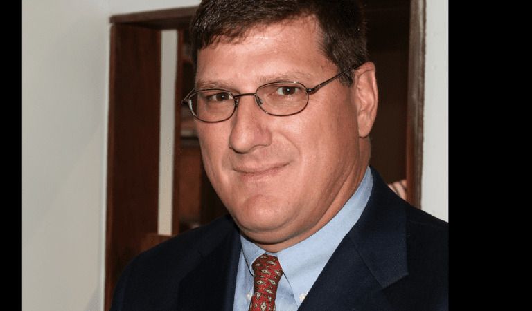 Former Marine Intelligence Officer and UN Weapons Inspector Says Russia Is Going to Prevail, Decisively