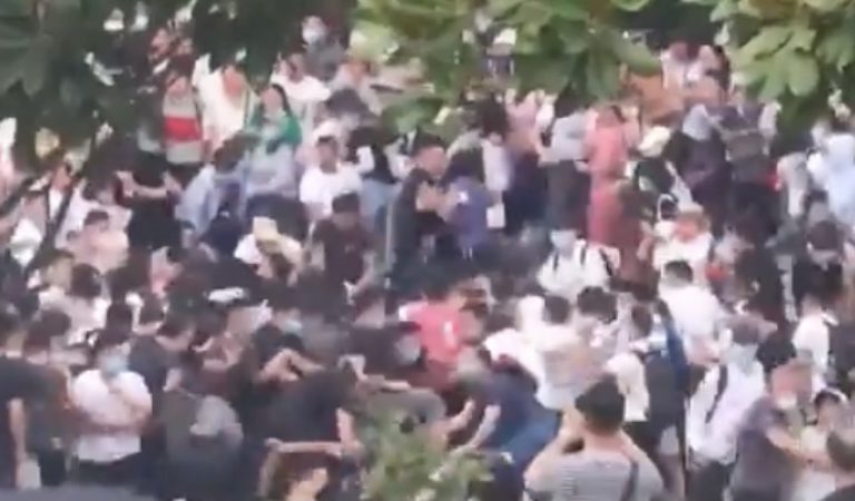 Chinese Protestors Clash With Security Forces Over Frozen Deposits Outside of Central Bank (WATCH)