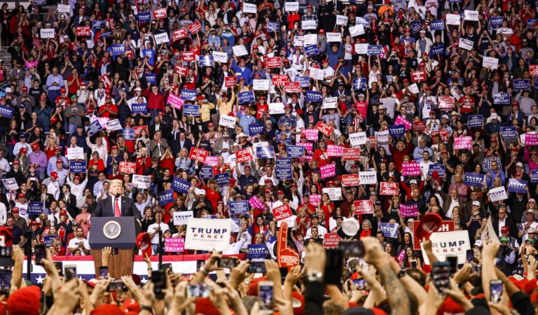 WATCH: Thousands of Trump Supporters Rally Outside of Mar-a-Lago