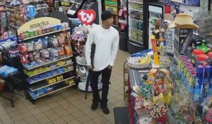 Chicago Criminal Attempts to Rob Florida Gas Station, Instantly Regrets His Decision