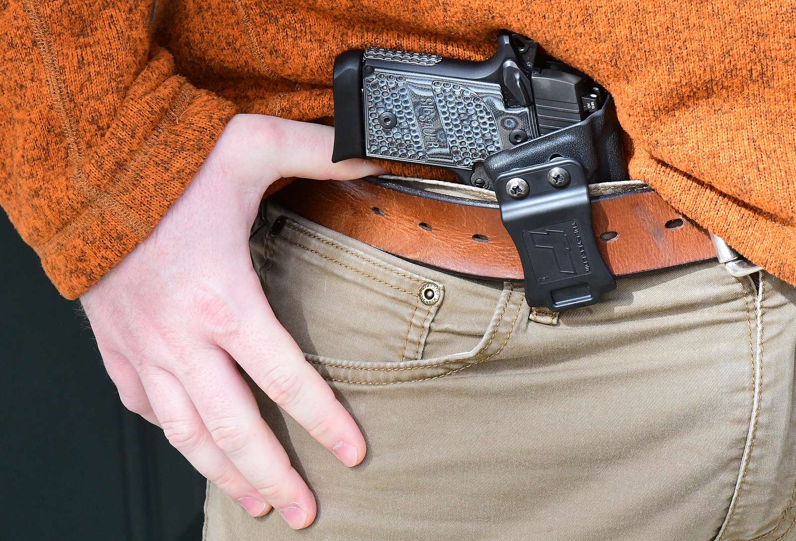 Oregon Sheriffs Won't Enforce State's Strict New Gun Control Law