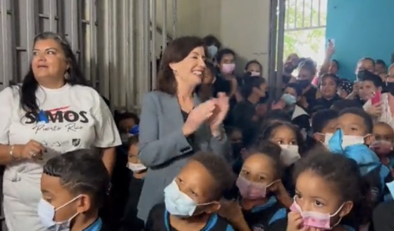 Maskless New York Gov. Kathy Hochul Dances Amongst Masked Young Children in Puerto Rico