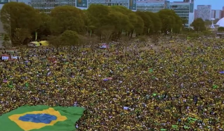 Brazilian Military Reportedly Stands With Bolsonaro – Prepared to Invoke Article 142