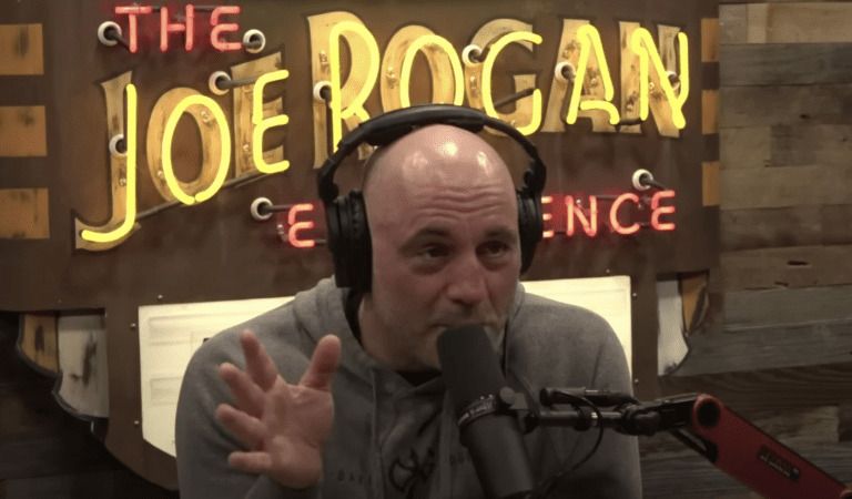 Joe Rogan: Why Can’t Billionaires Replicate The Moon Landing?