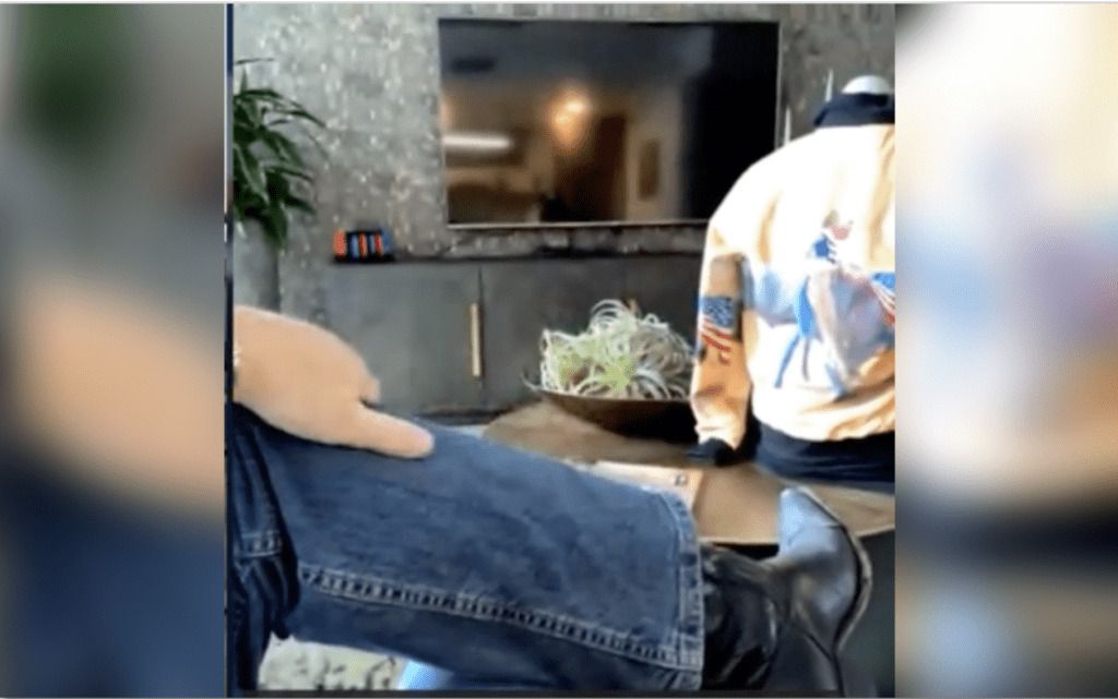 Juan O'Savin: Uncensored and Bringing Biblical Truth By The Truckload!