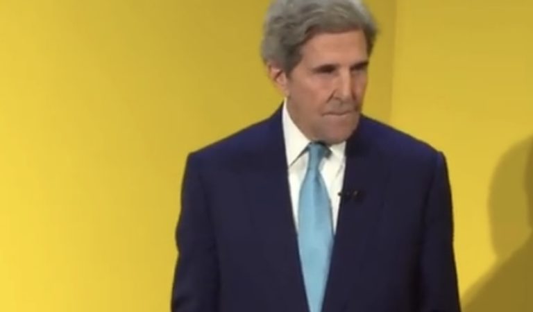 WEF: John Kerry Calls Davos Elites ‘Select Group of Human Beings’ and Says ‘Money’ Will Fight Global Warming