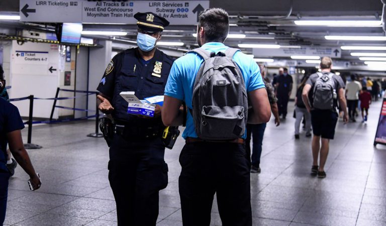 Department of Justice Attempting to Reinstate Travel Mask Mandate